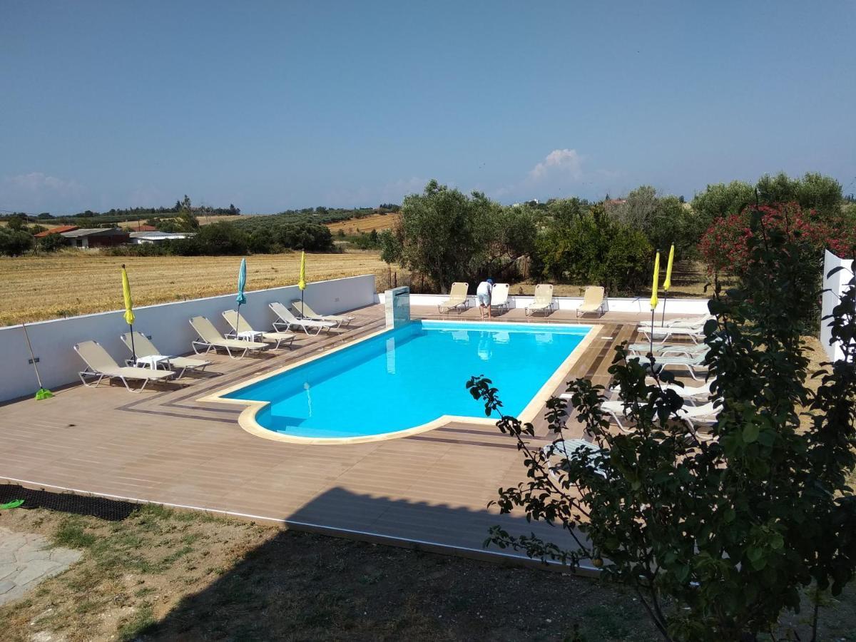 Villa Blue Apartments Agia Triada  Extérieur photo
