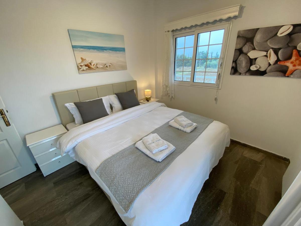 Villa Blue Apartments Agia Triada  Extérieur photo