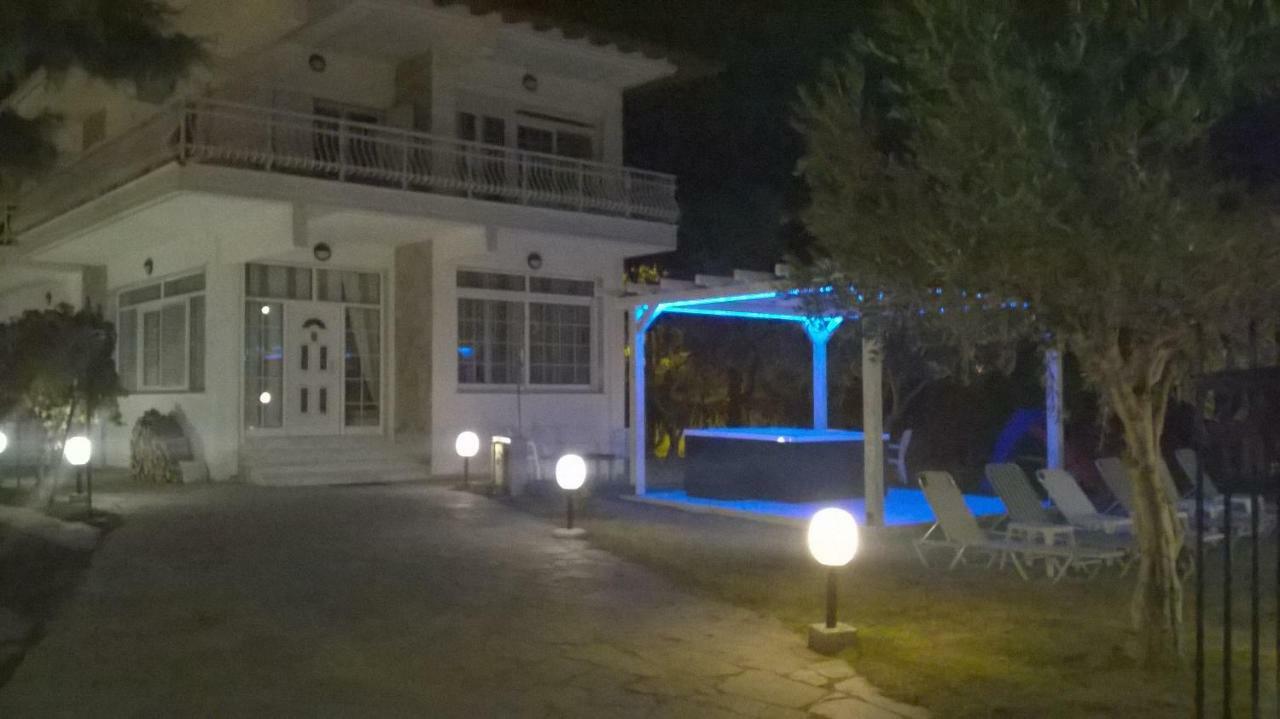 Villa Blue Apartments Agia Triada  Extérieur photo